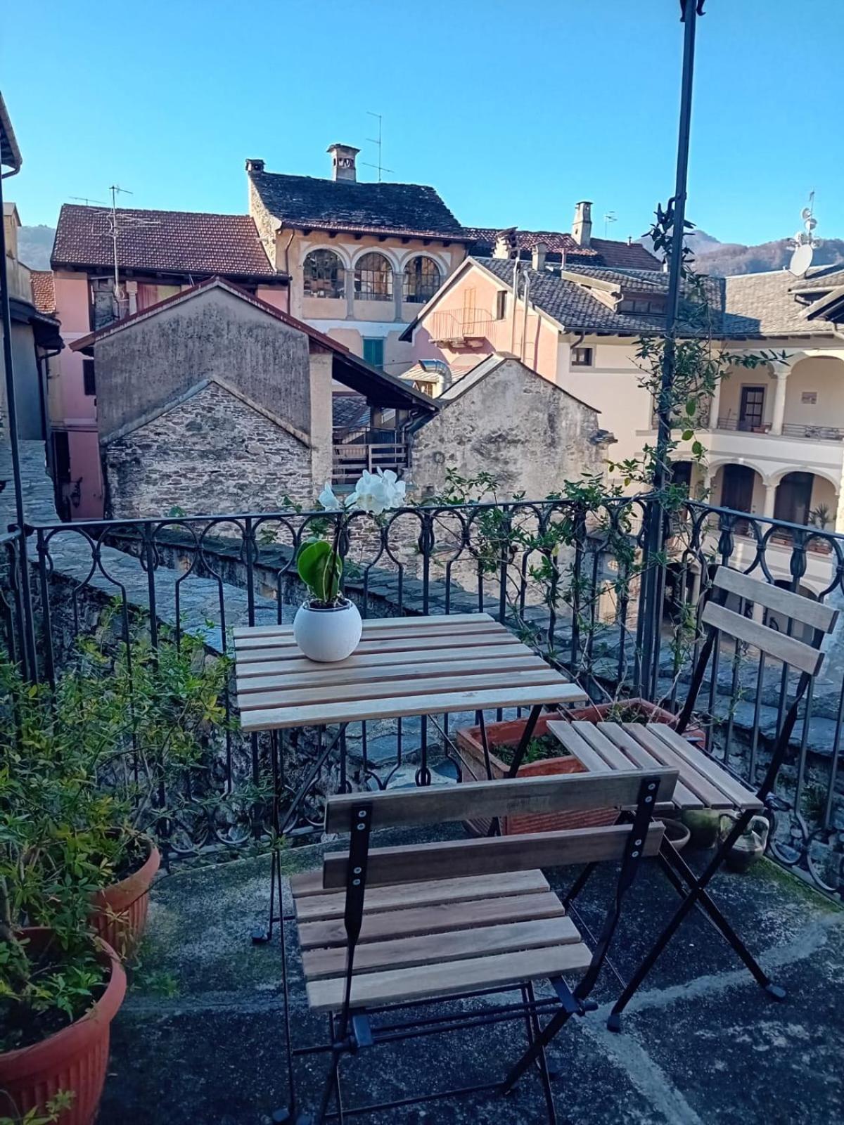 Casa Longhi Apartment Orta San Giulio Luaran gambar
