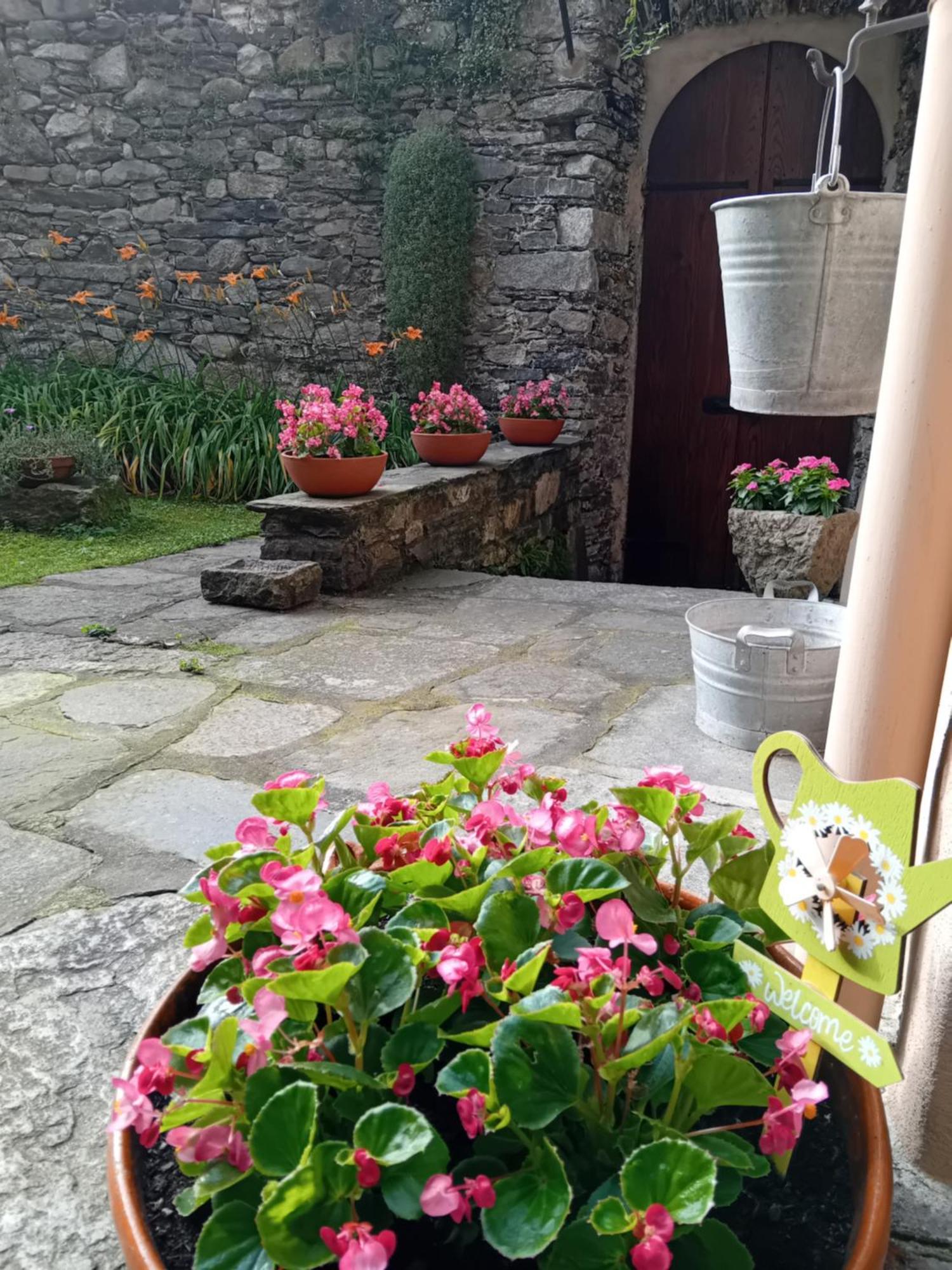 Casa Longhi Apartment Orta San Giulio Luaran gambar