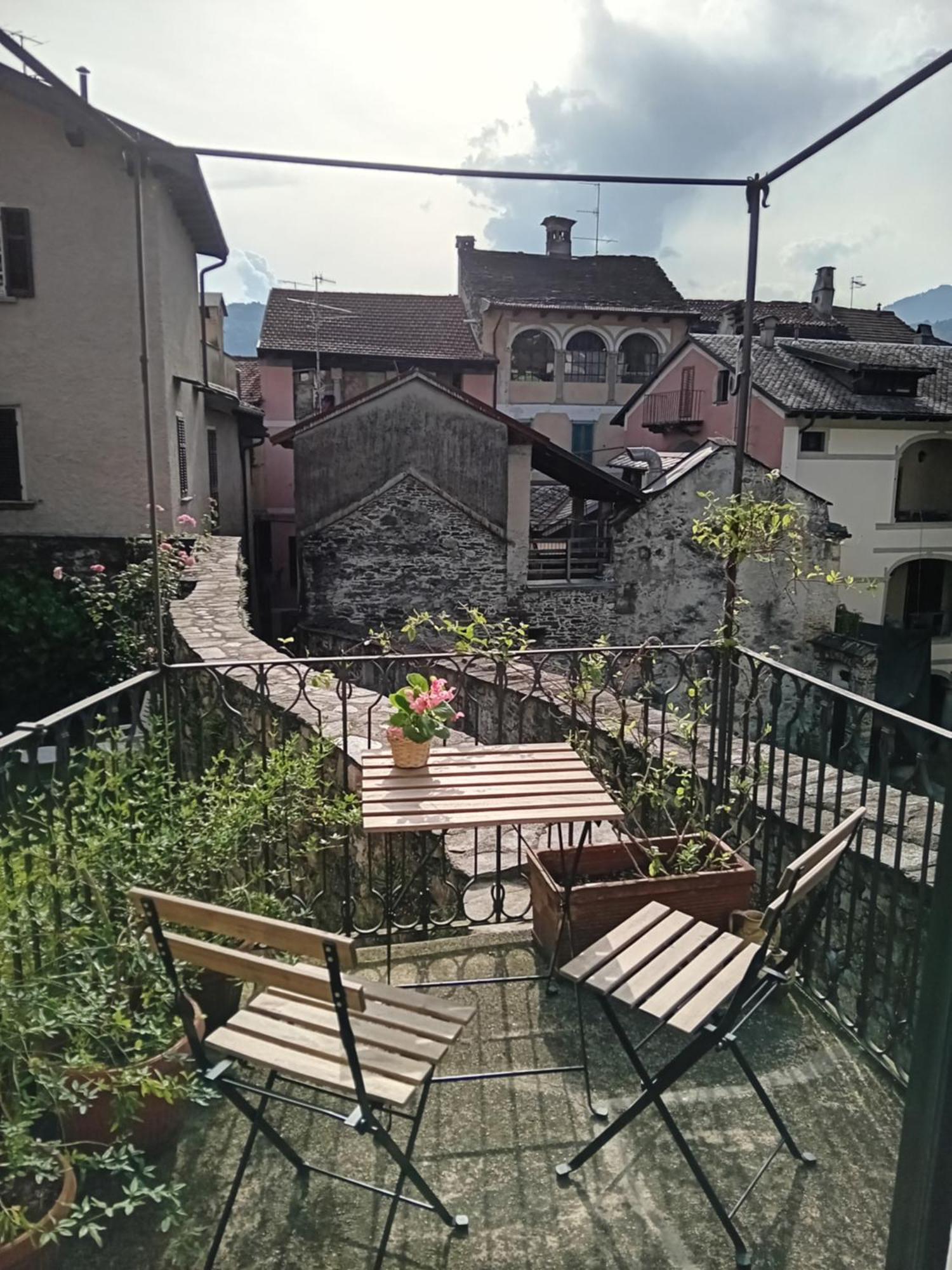 Casa Longhi Apartment Orta San Giulio Luaran gambar